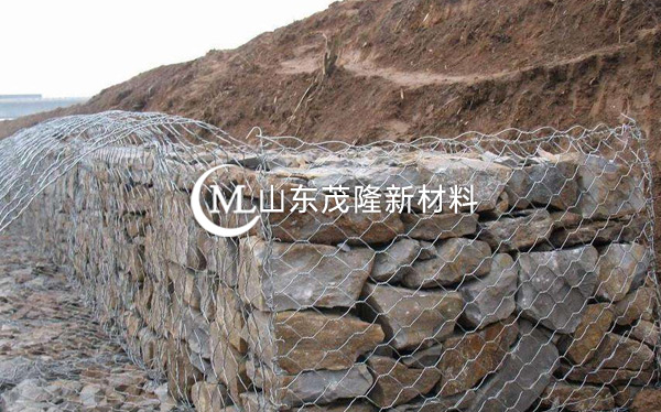 《水曹項目》滲排水網(wǎng)墊、石籠網(wǎng)施工