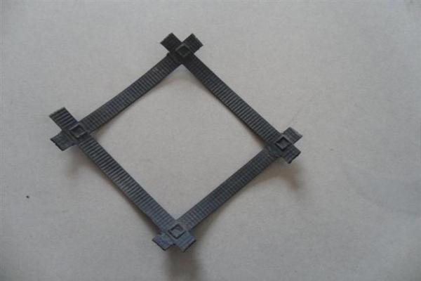 凸結(jié)點鋼塑土工格柵有哪些優(yōu)勢呢？  第3張