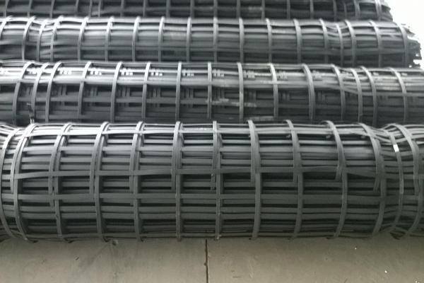 土工格柵可以鋪在淤泥處嗎  第3張